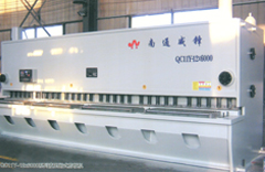 QC11Y-12×6000系列液壓閘式剪板機(jī)